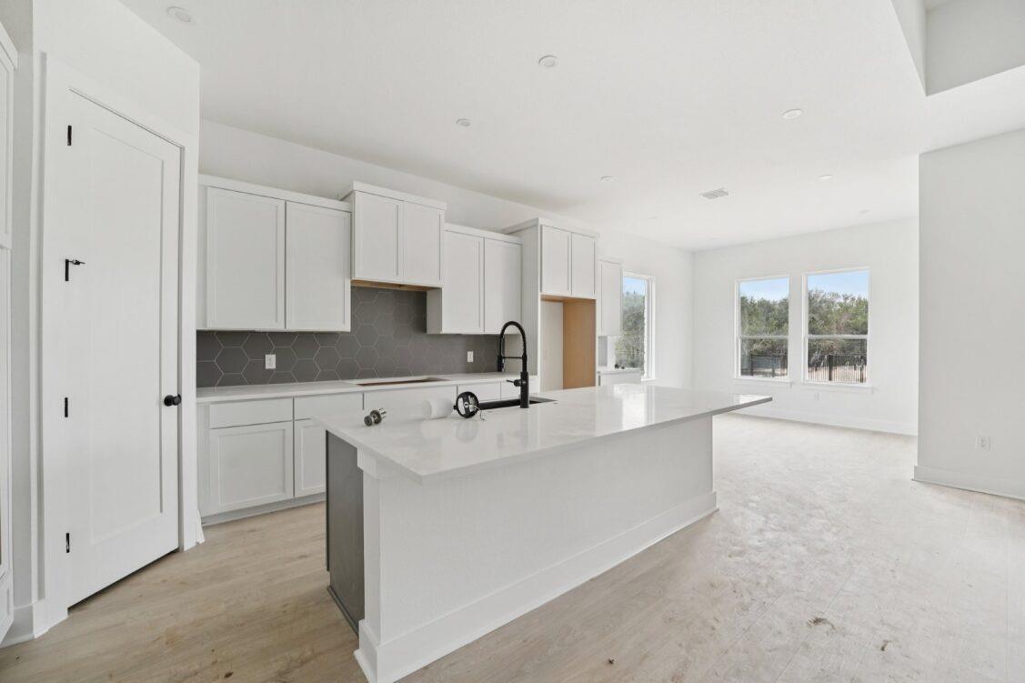 11212 Koko Cayuse Trail Manor TX 78653