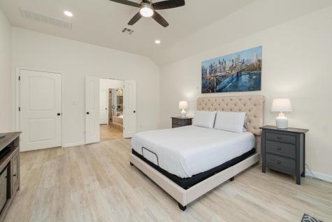 16000 Snowdonia Cove Bee Cave TX 78738