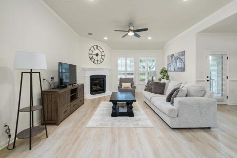 16000 Snowdonia Cove Bee Cave TX 78738