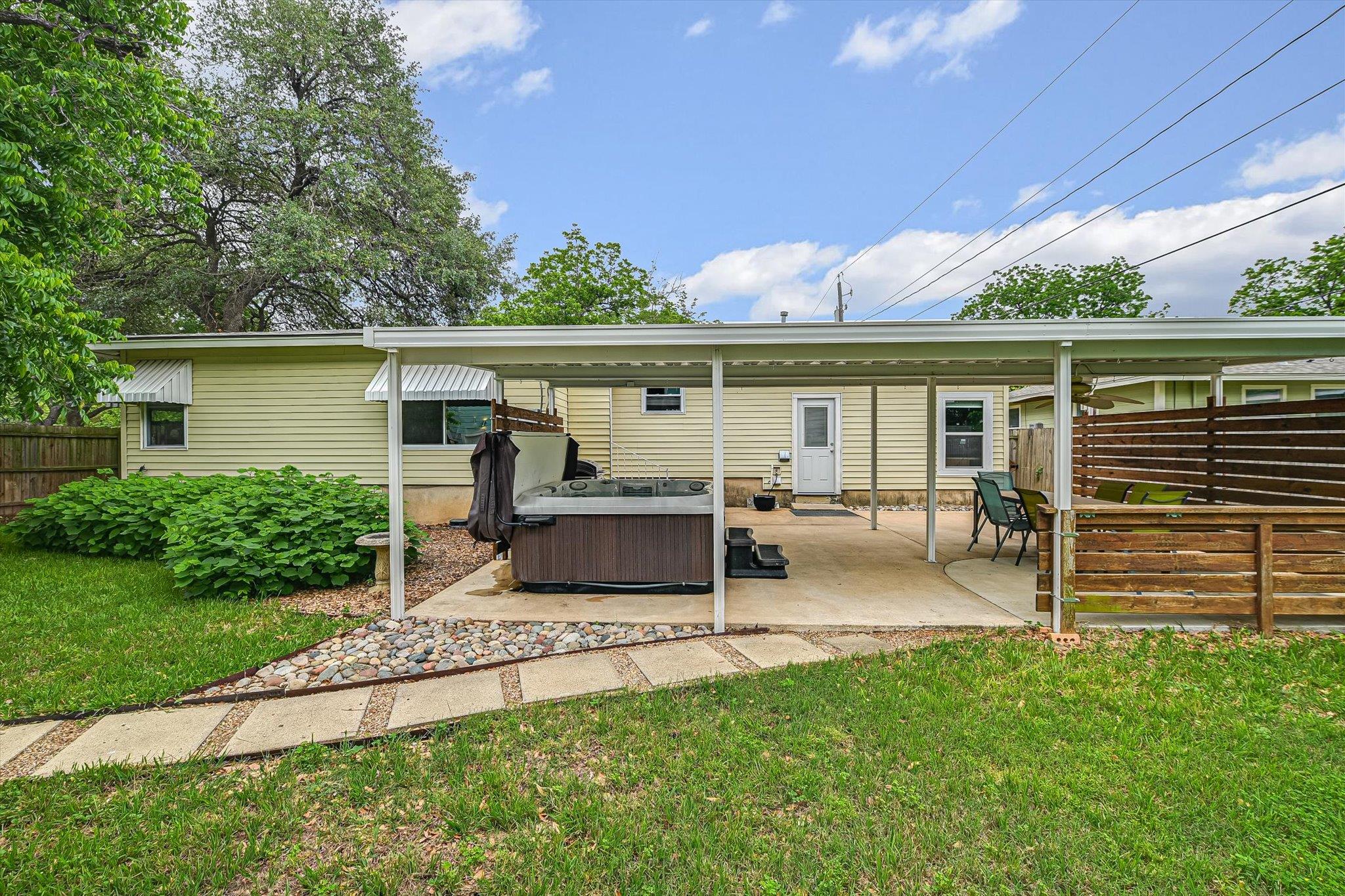 1500 Villanova Drive Austin TX 78757