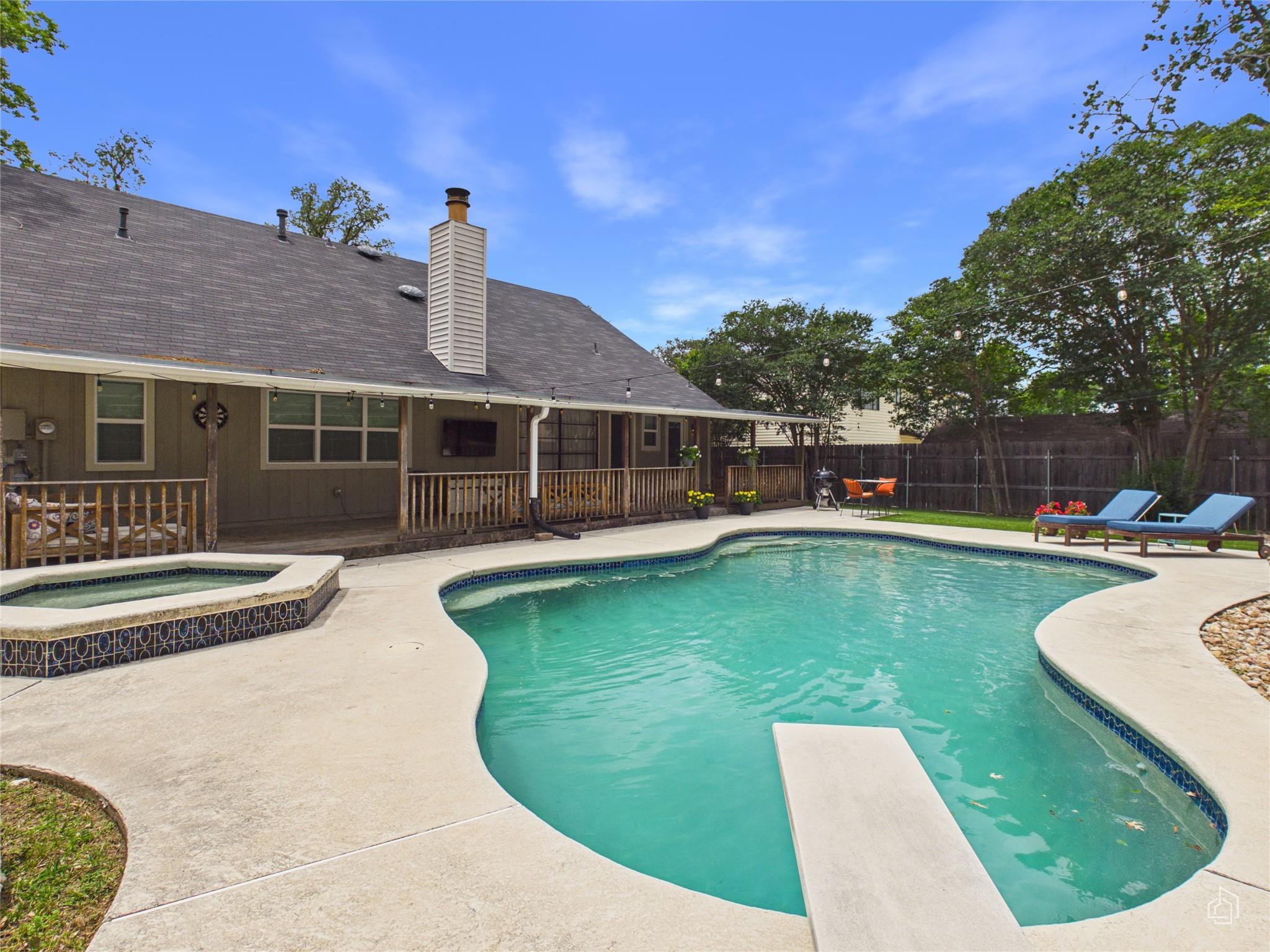 1404 Lance Way Austin TX 78758
