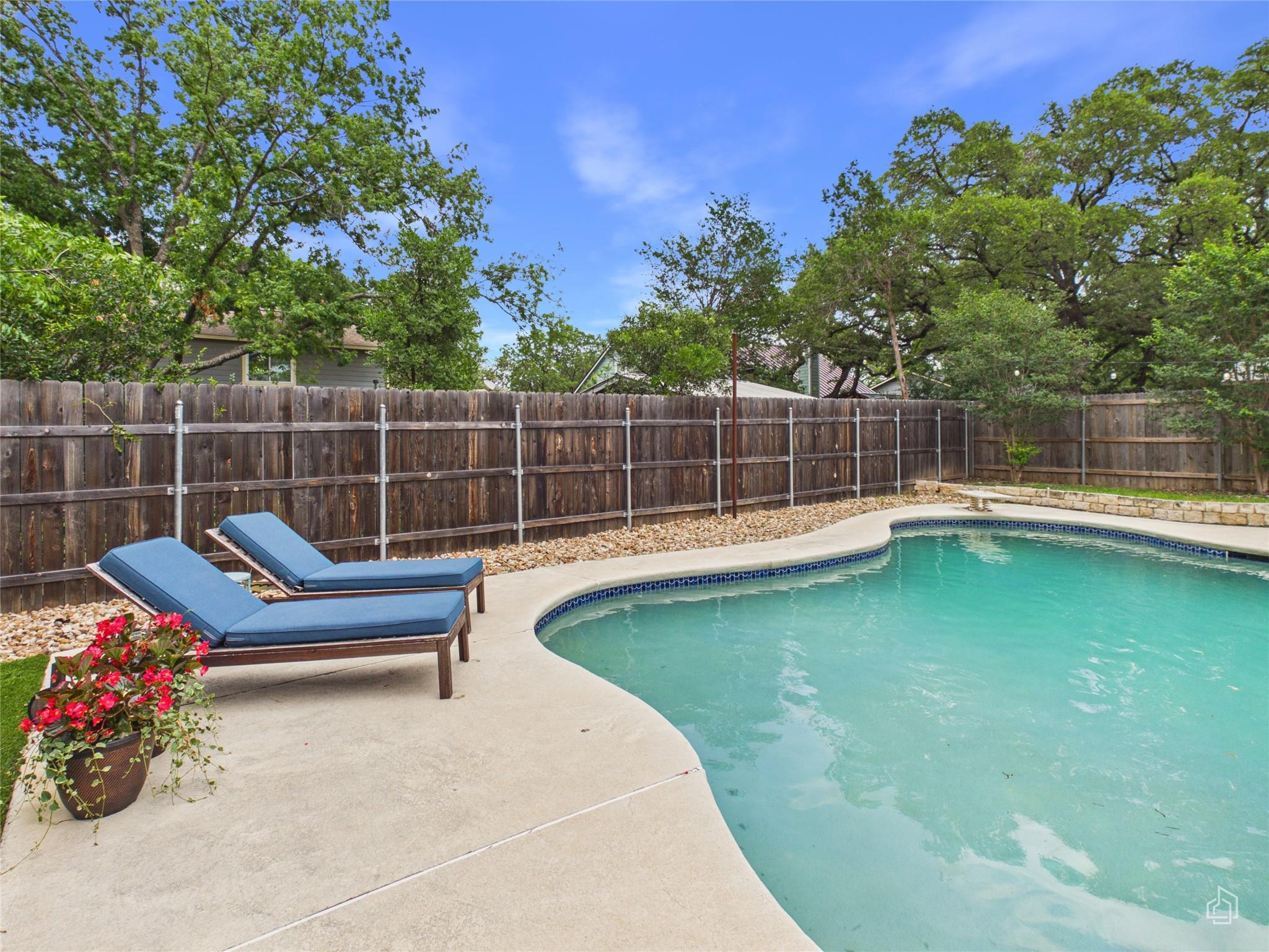 1404 Lance Way Austin TX 78758