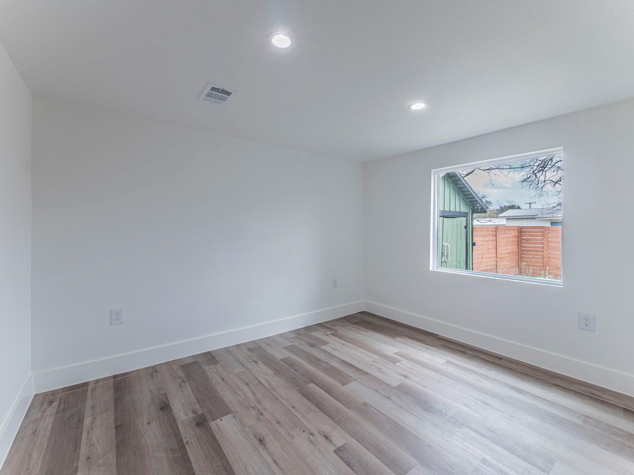 545 W Vaughan Street Bertram TX 78605