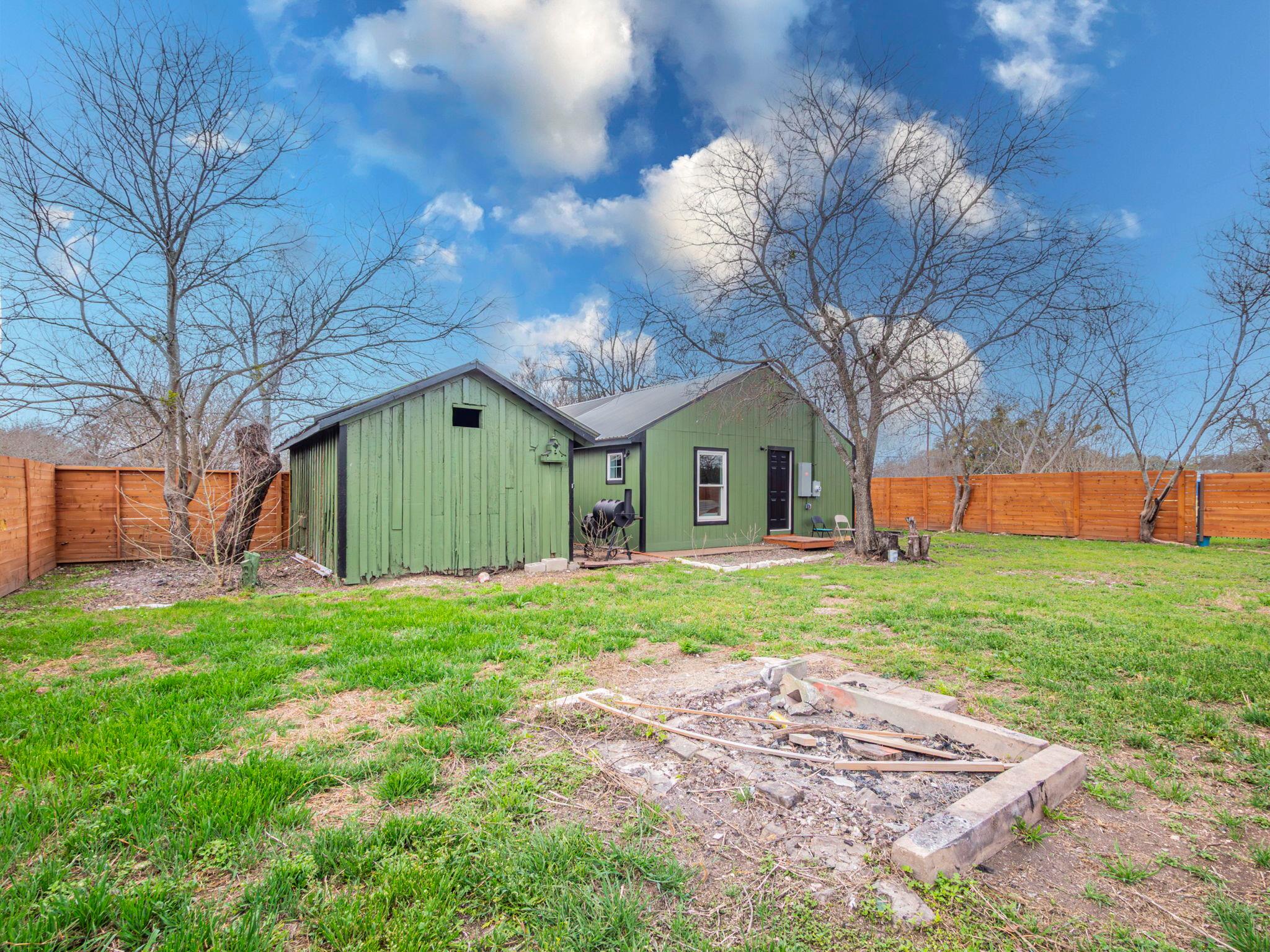 545 W Vaughan Street Bertram TX 78605