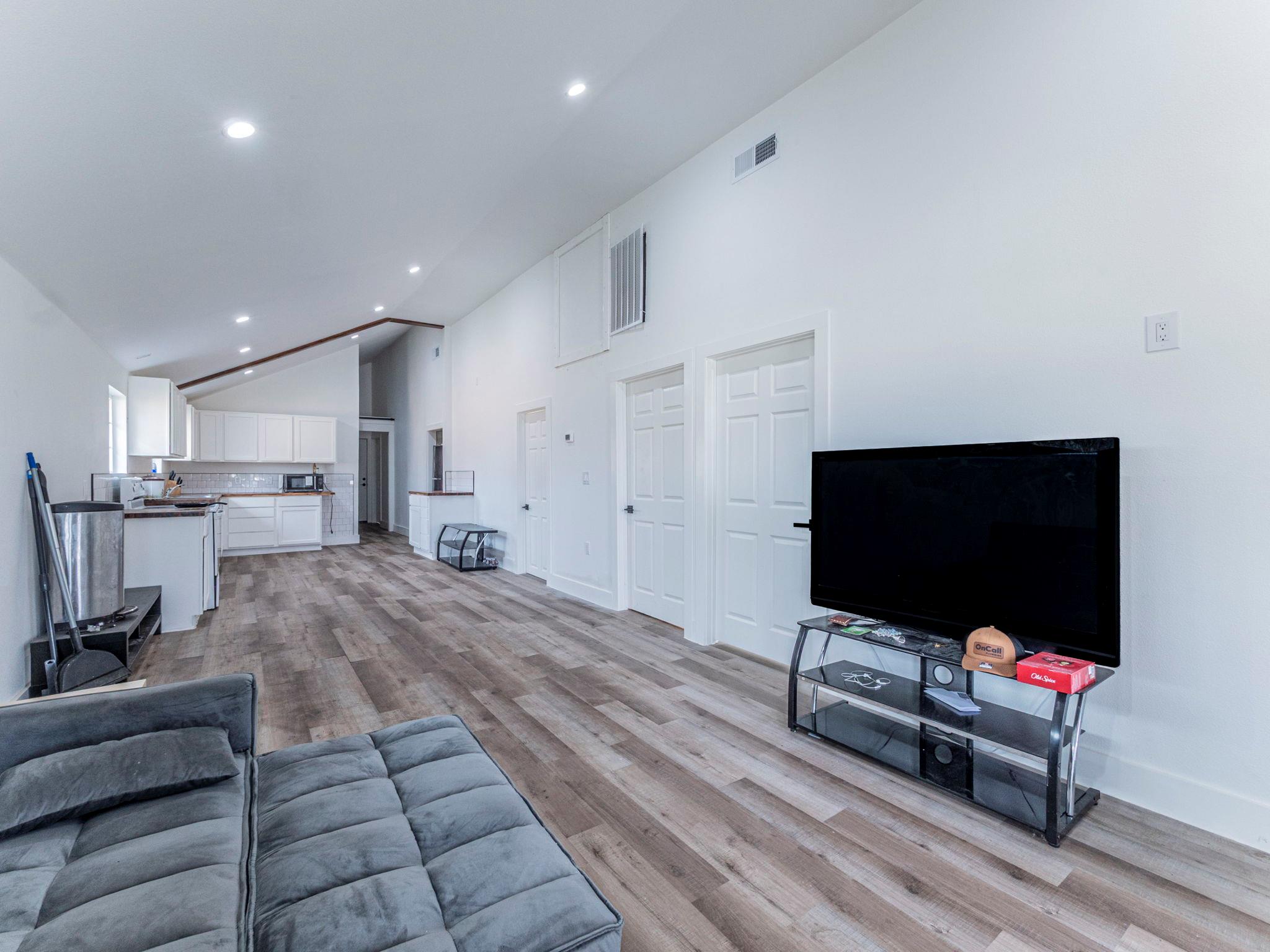 545 W Vaughan Street Bertram TX 78605