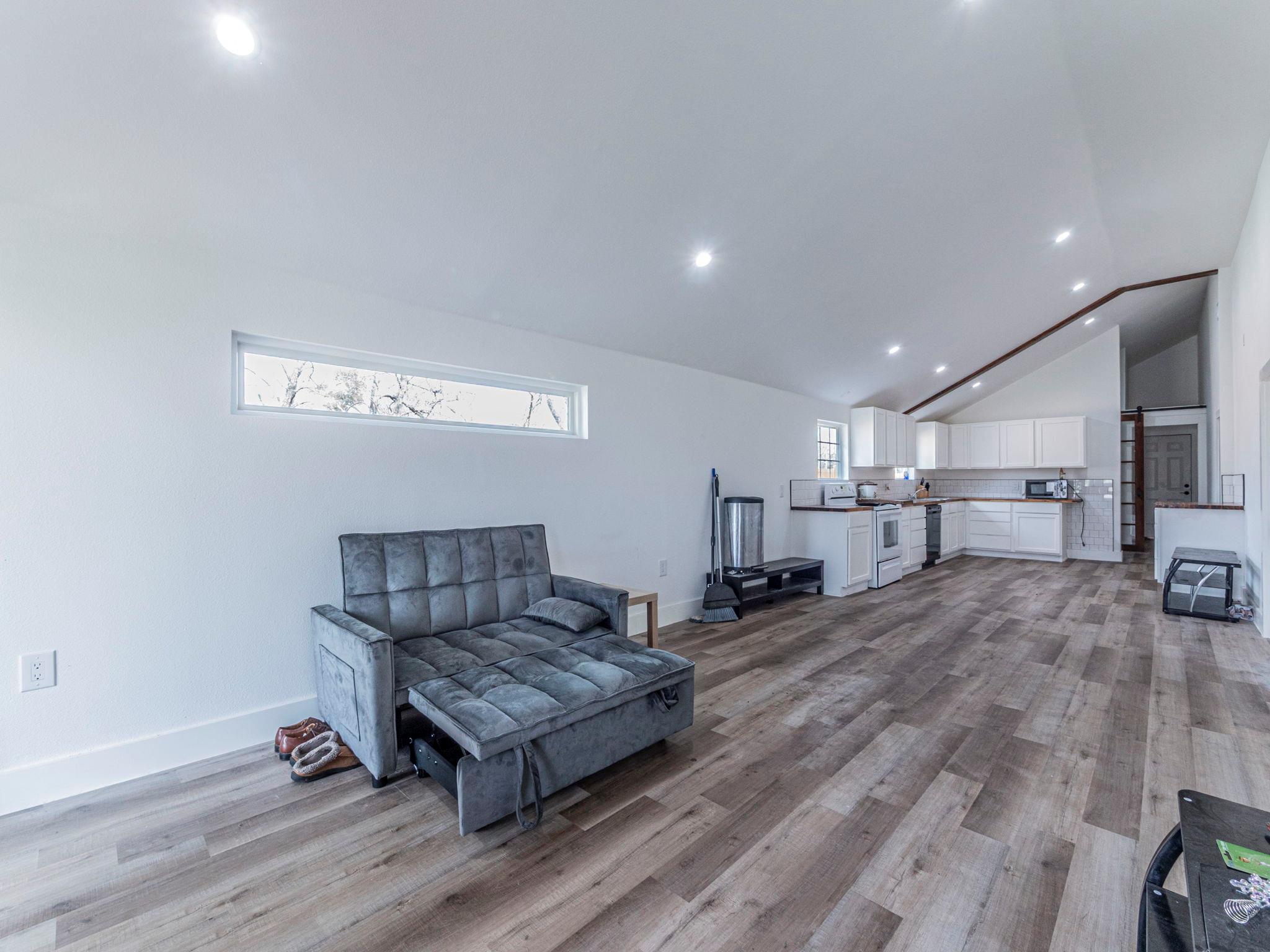 545 W Vaughan Street Bertram TX 78605