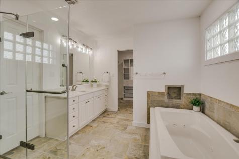 131 High Gabriel Drive Leander TX 78641