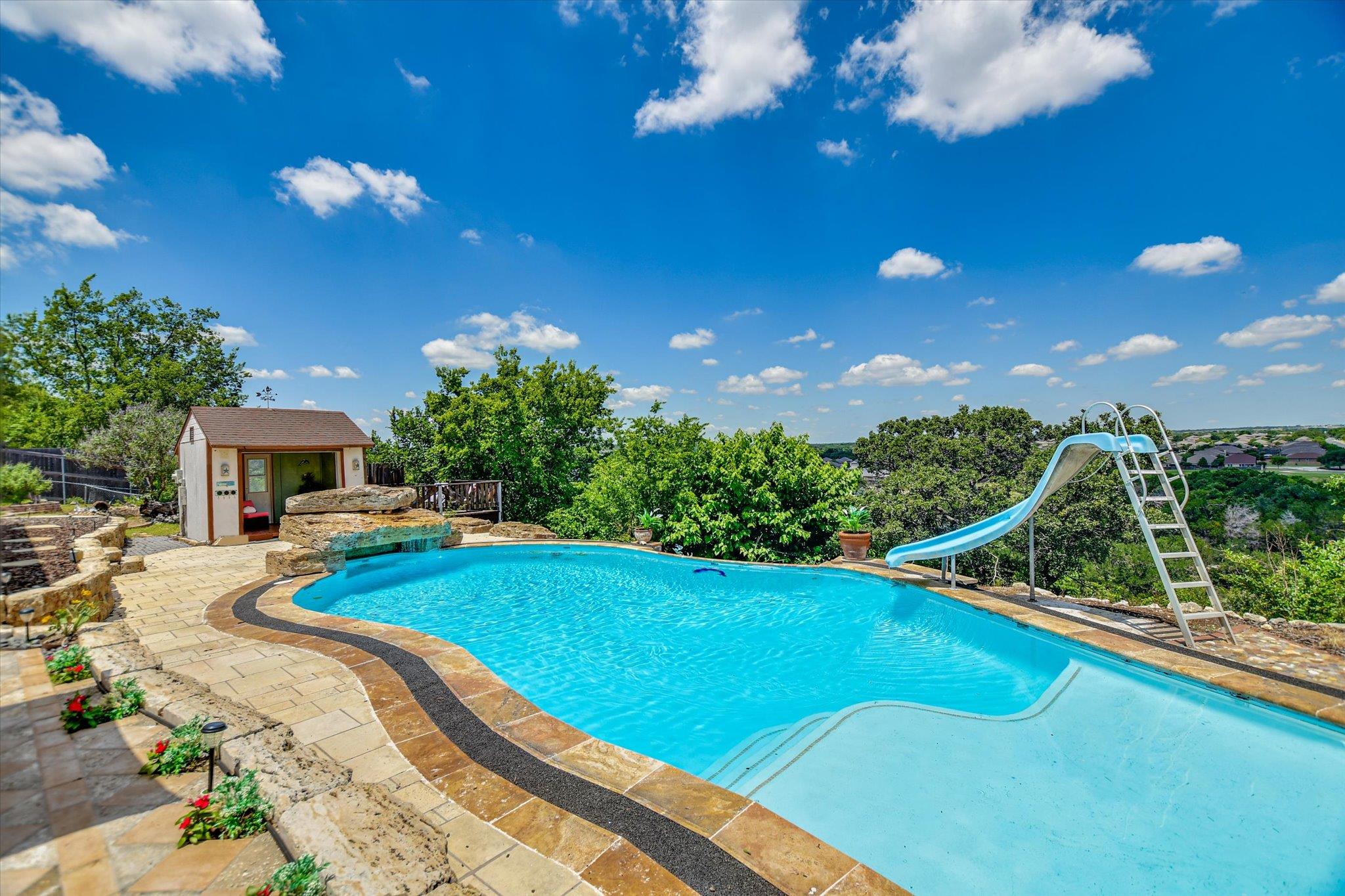 131 High Gabriel Drive Leander TX 78641