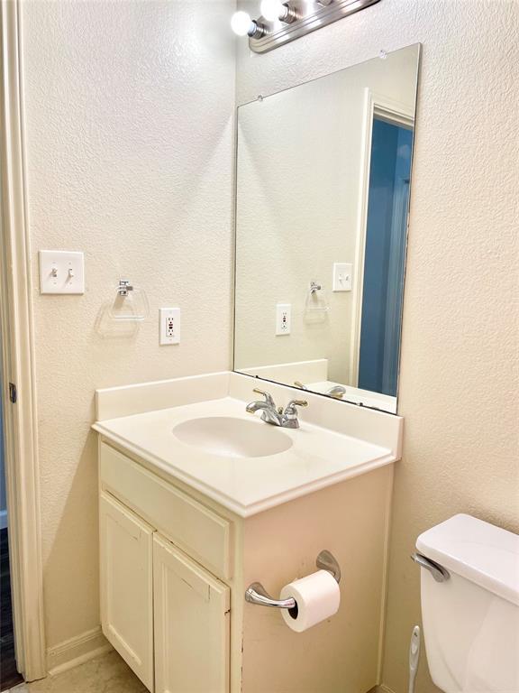 207 Kates Way Hutto TX 78634