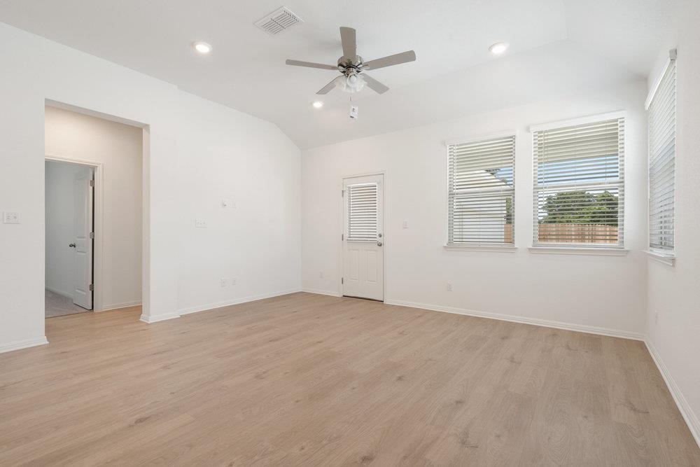 267 Tenny Lane Kyle TX 78640