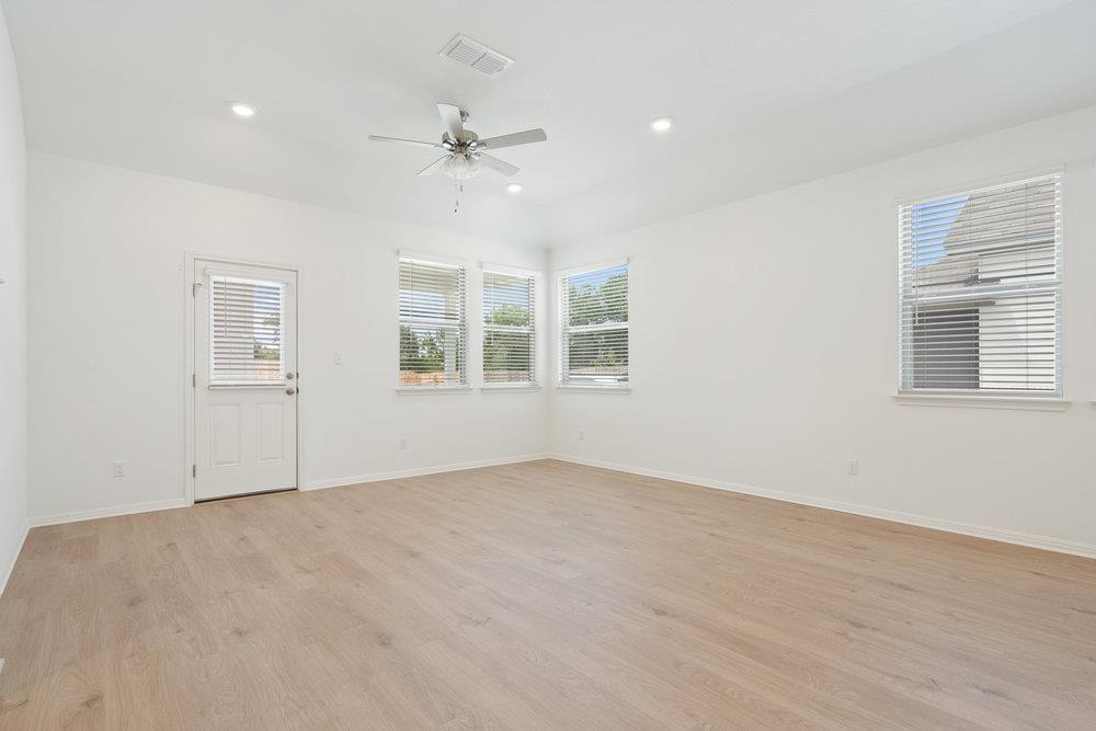 267 Tenny Lane Kyle TX 78640