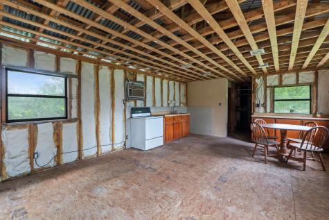 429 Hidden Shores Lp Road Smithville TX 78957