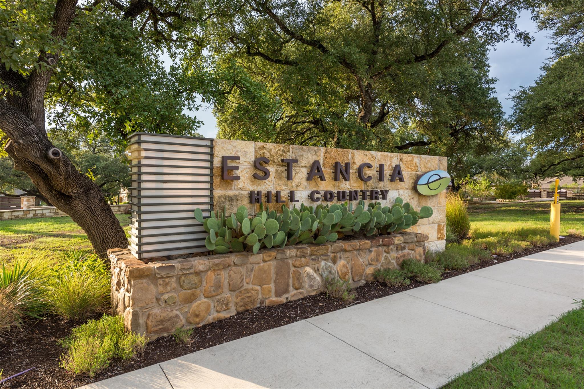 615 Linares Lane Austin TX 78748