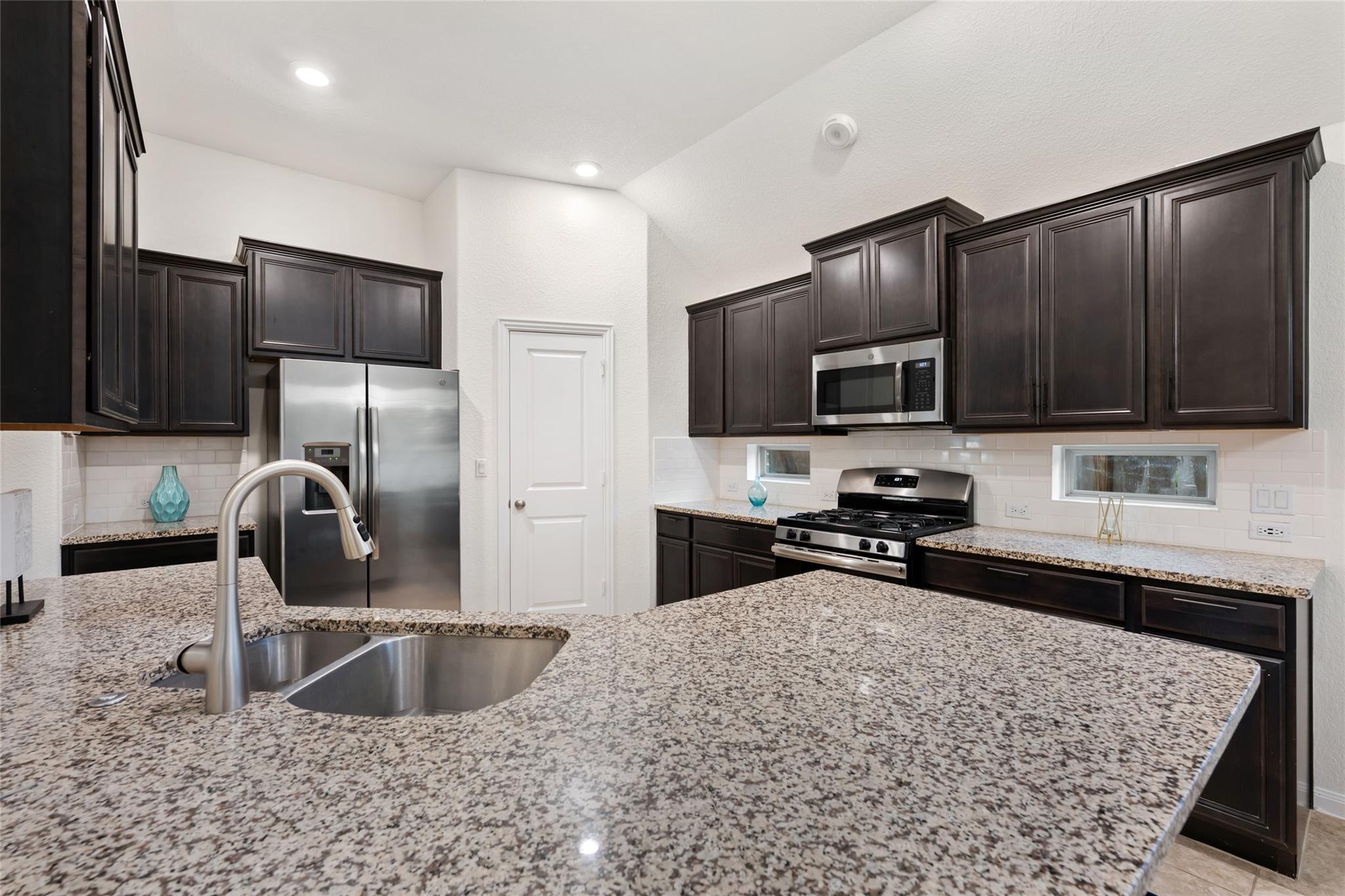 615 Linares Lane Austin TX 78748