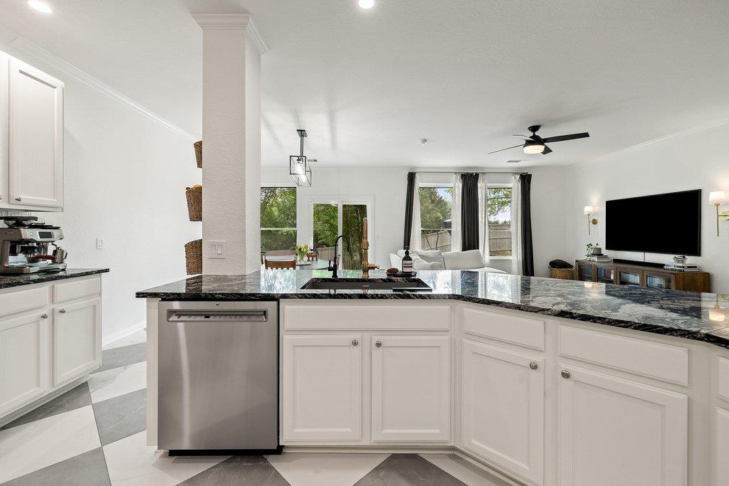 2720 Cascade Falls Drive Austin TX 78738