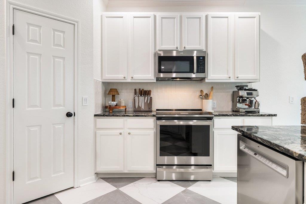 2720 Cascade Falls Drive Austin TX 78738