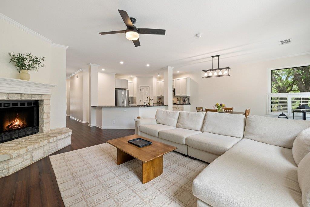 2720 Cascade Falls Drive Austin TX 78738
