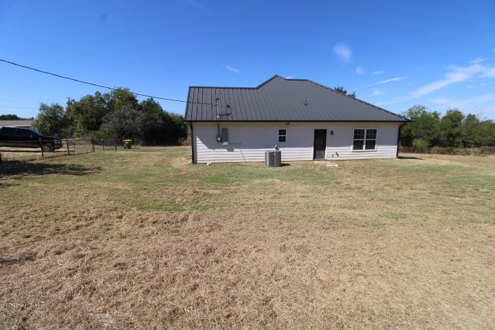 536 E Third Street Hico TX 76457