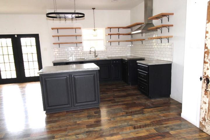 536 E Third Street Hico TX 76457