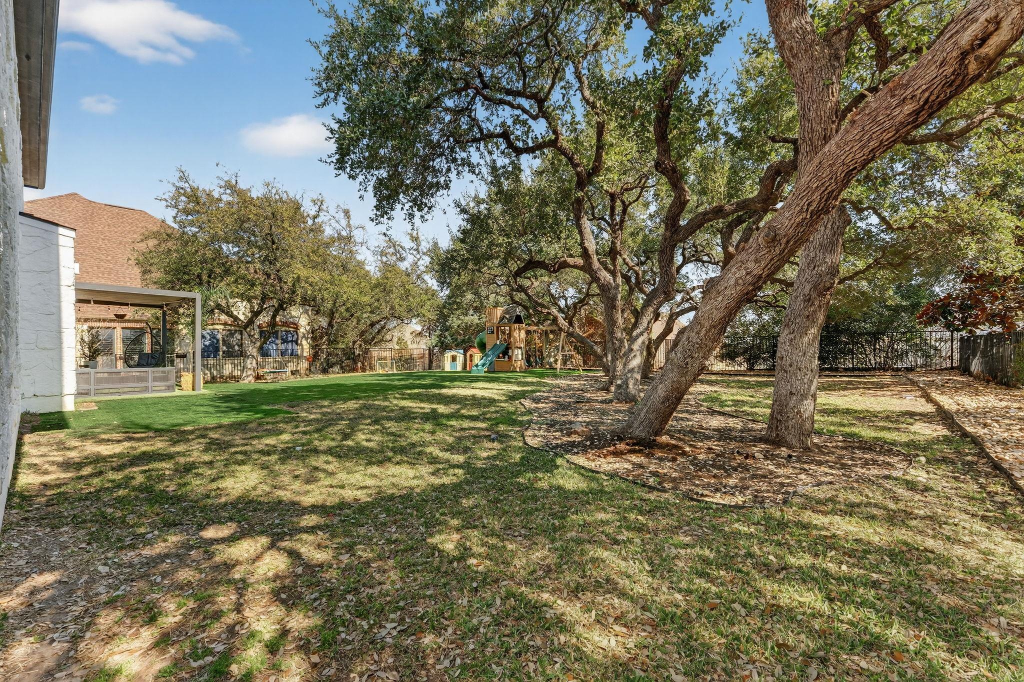 117 Lakota Pass Austin TX 78738