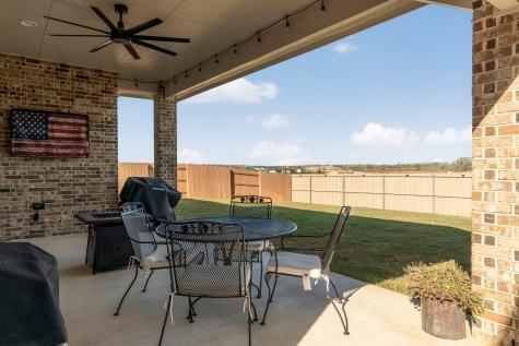 142 Palo Pinto Bend Bastrop TX 78602