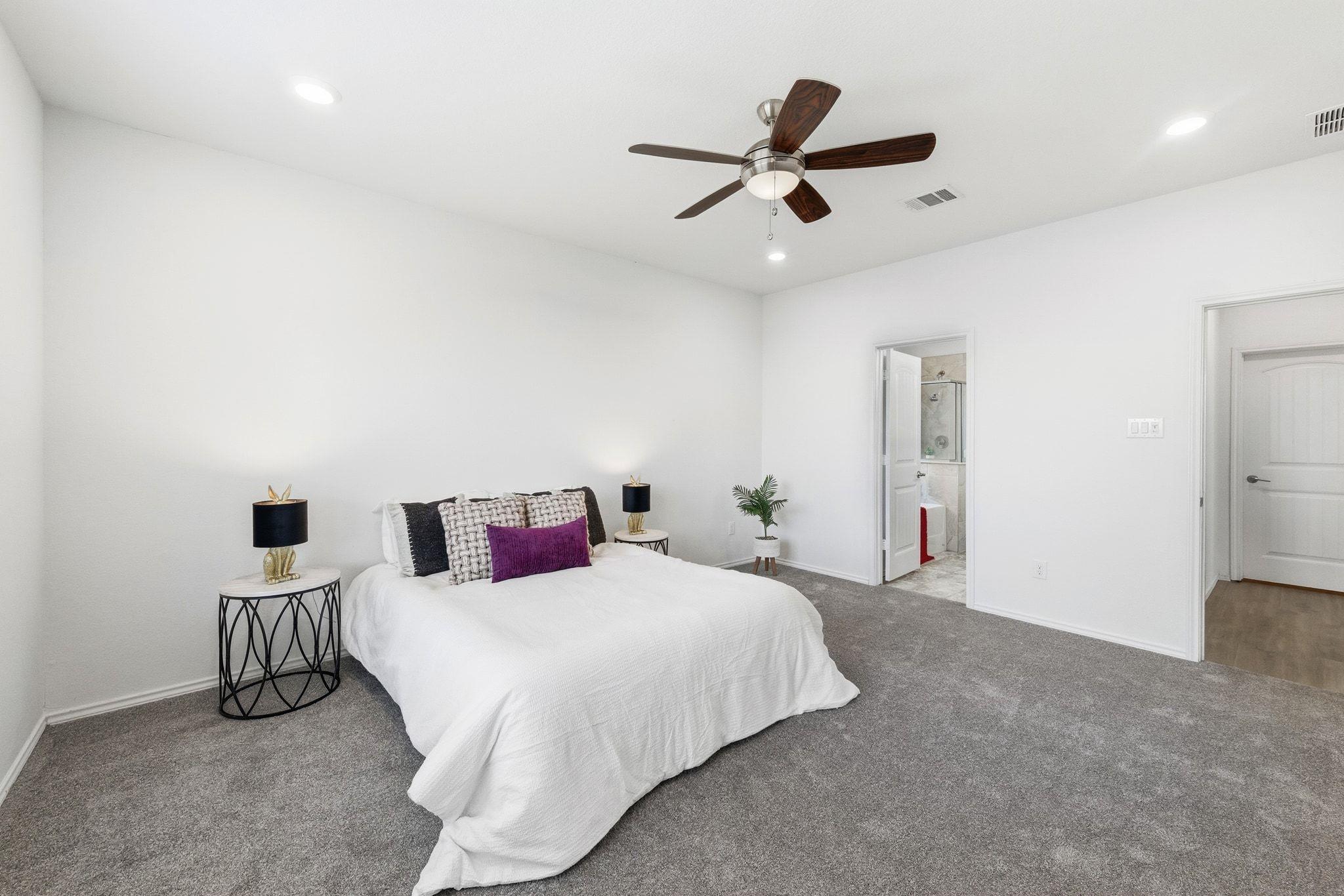 112 W Point Way Elgin TX 78621