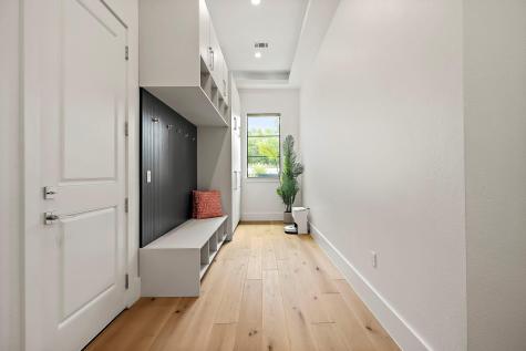 10211 Thistle Ridge Austin TX 78733