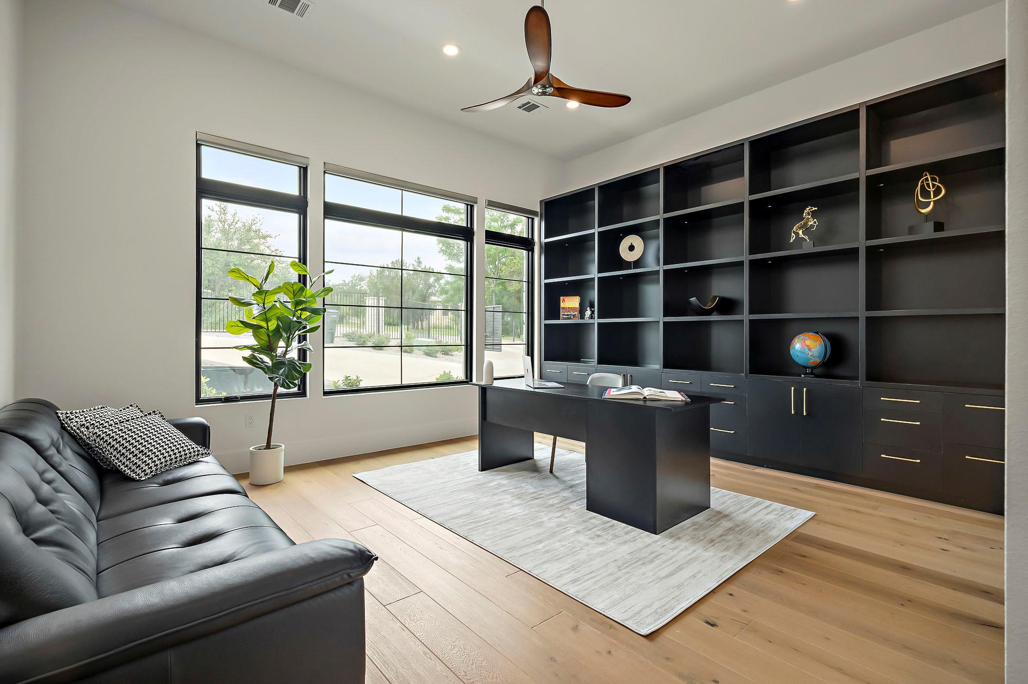 10211 Thistle Ridge Austin TX 78733