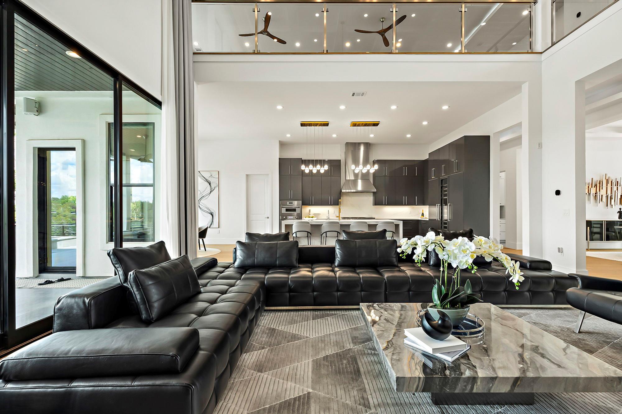 10211 Thistle Ridge Austin TX 78733