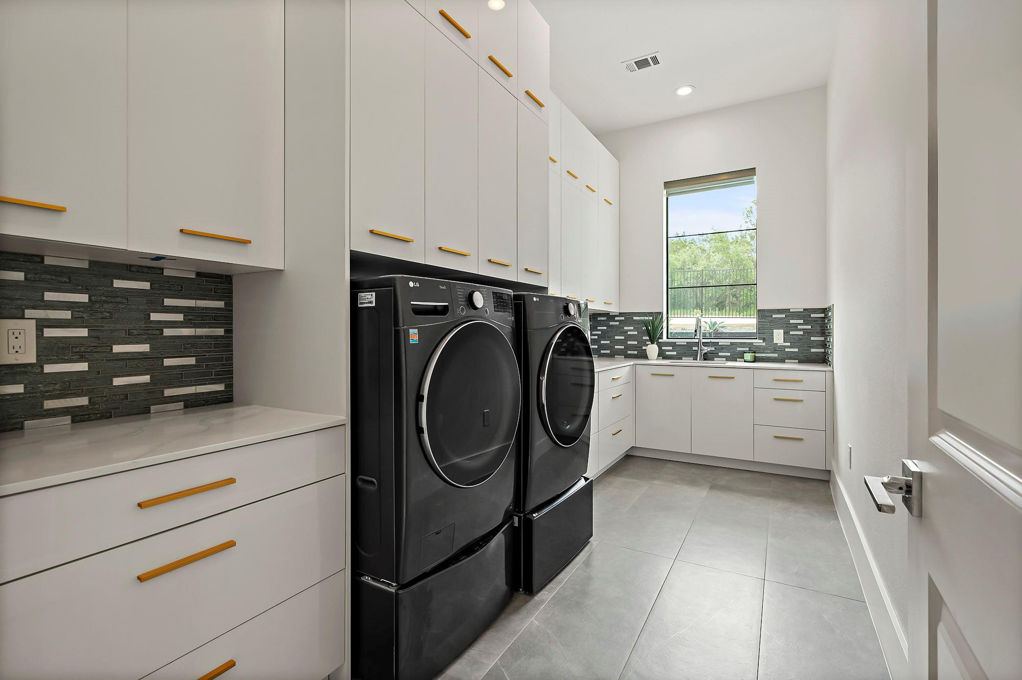 10211 Thistle Ridge Austin TX 78733