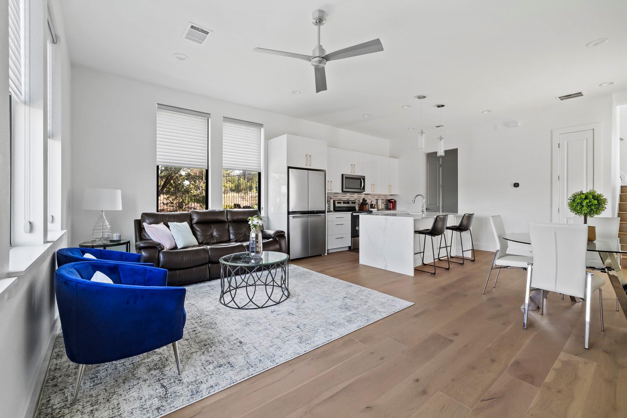 10211 Thistle Ridge Austin TX 78733