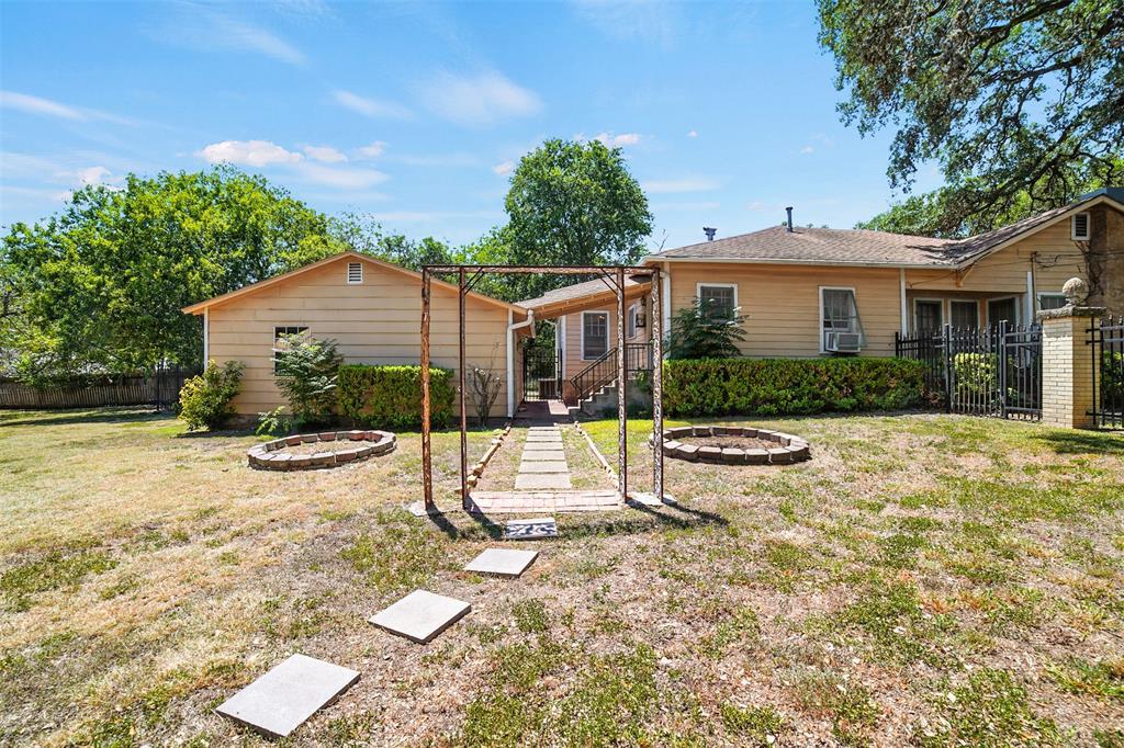 514 S Main Street Lockhart TX 78644