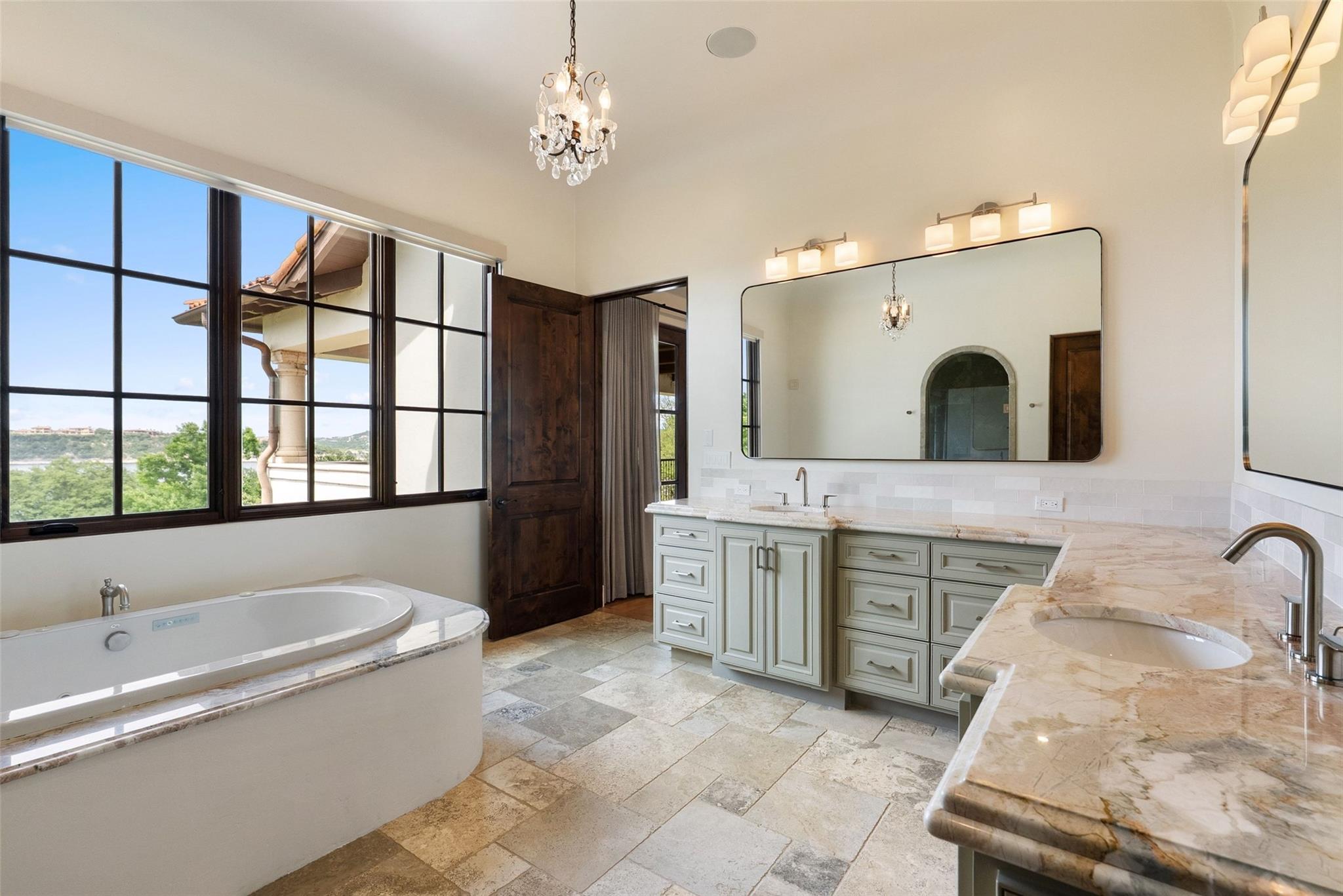 16714 Forest Way Austin TX 78734
