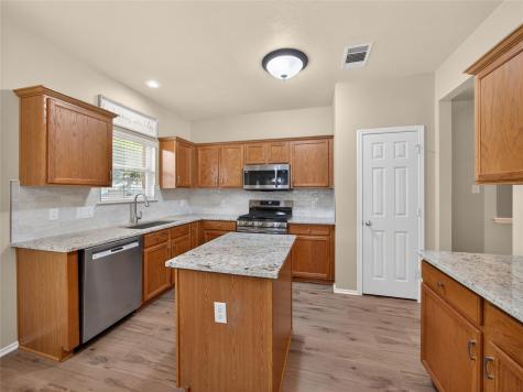 3213 Foothills Trail Round Rock TX 78681