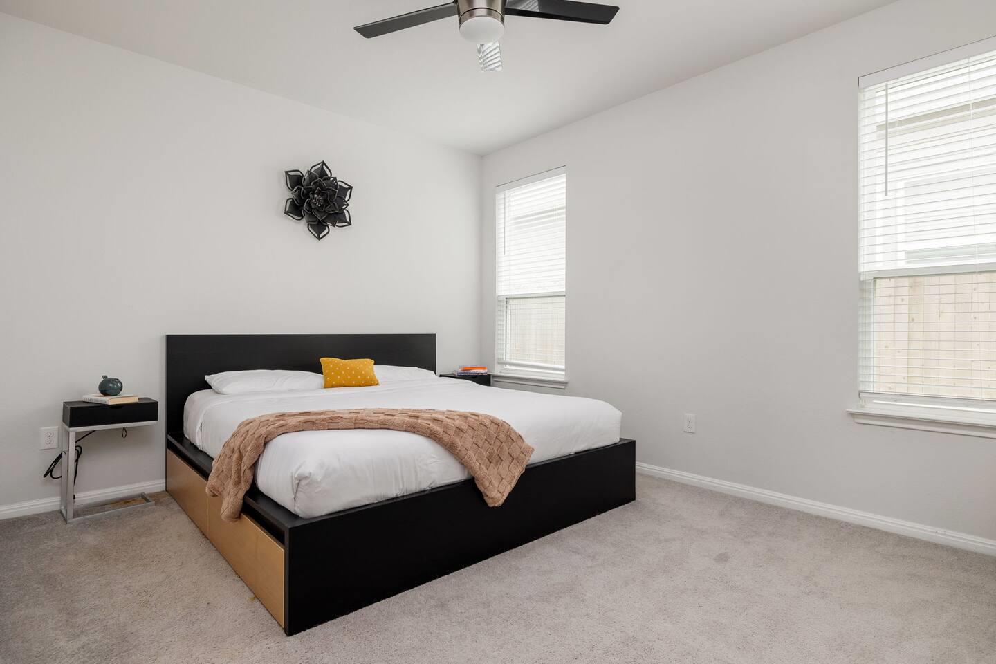 10221 Forest Grove Drive Austin TX 78747