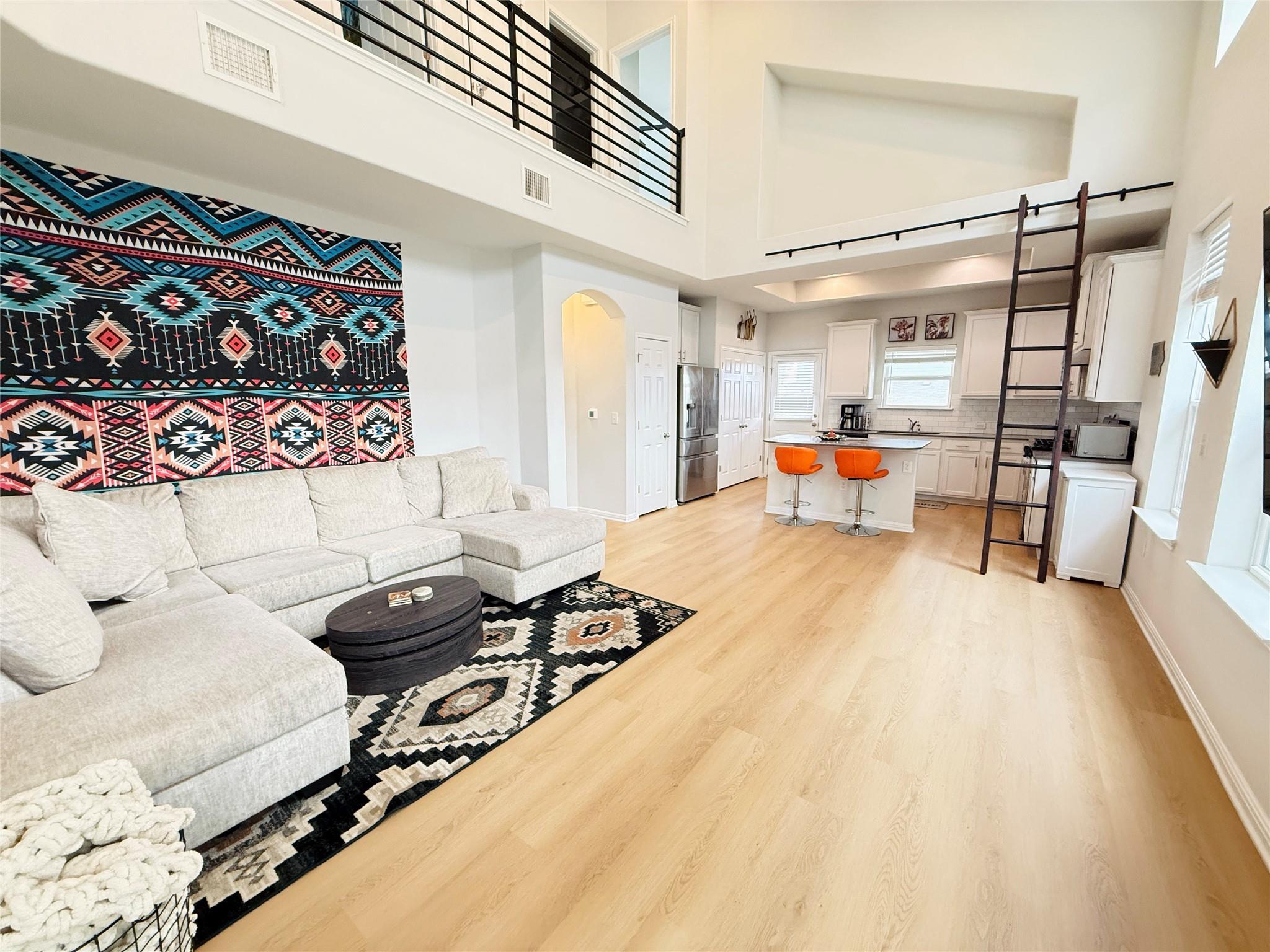 10221 Forest Grove Drive Austin TX 78747