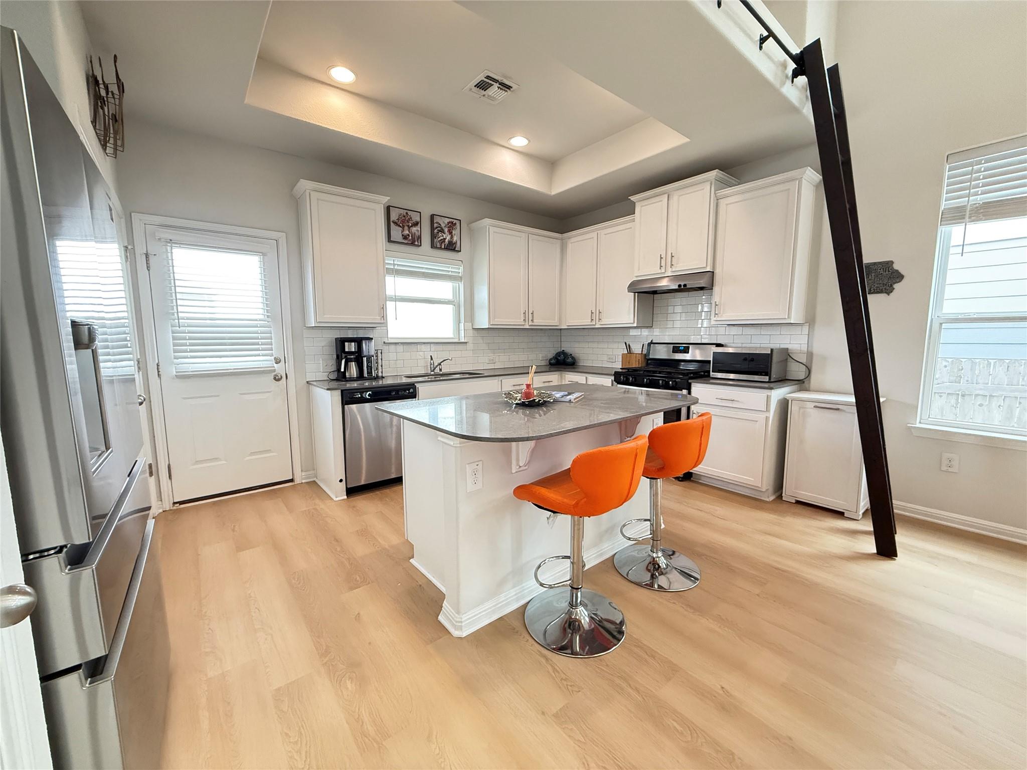 10221 Forest Grove Drive Austin TX 78747