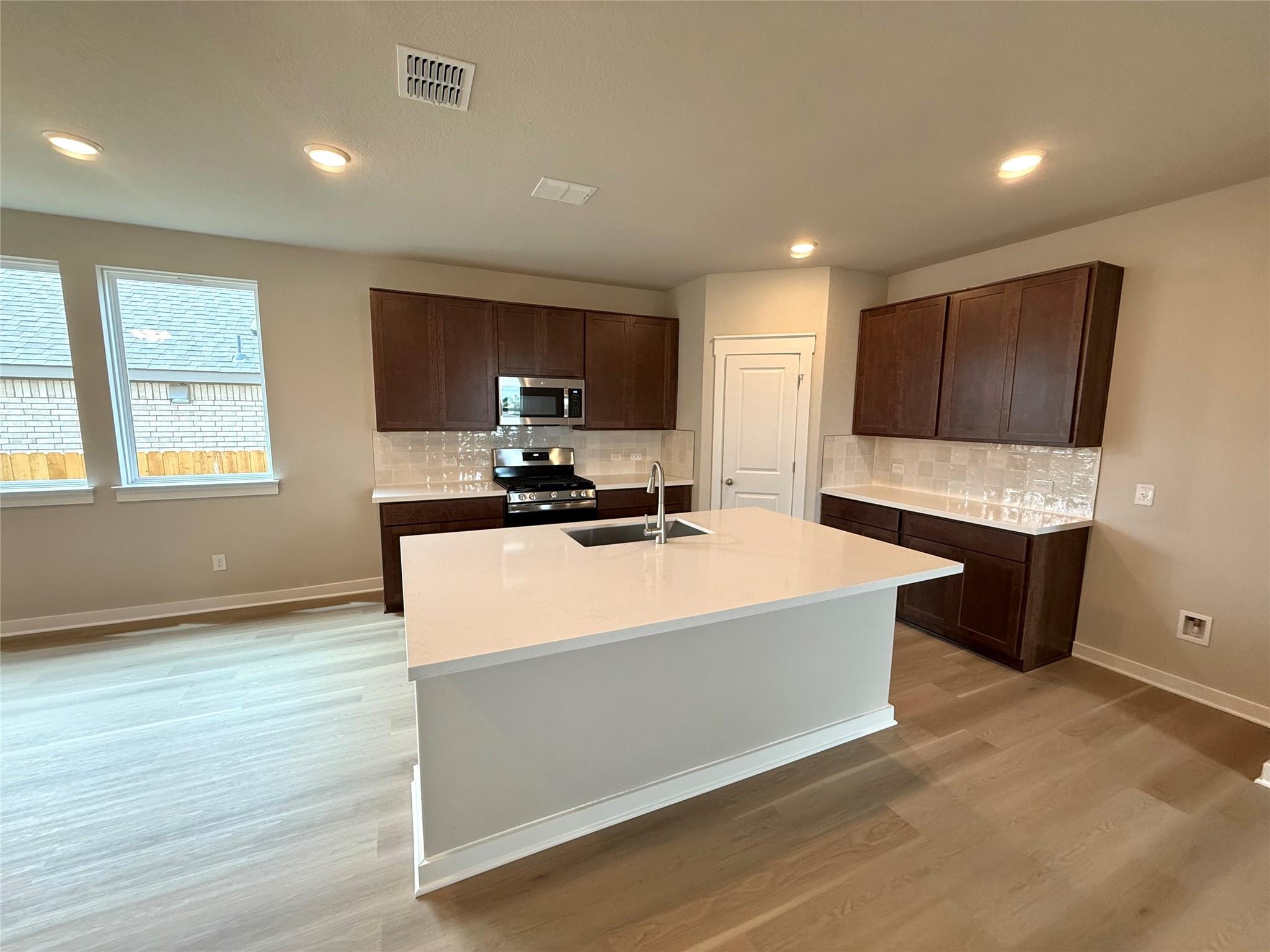 13529 Muny Parkway Elgin TX 78621