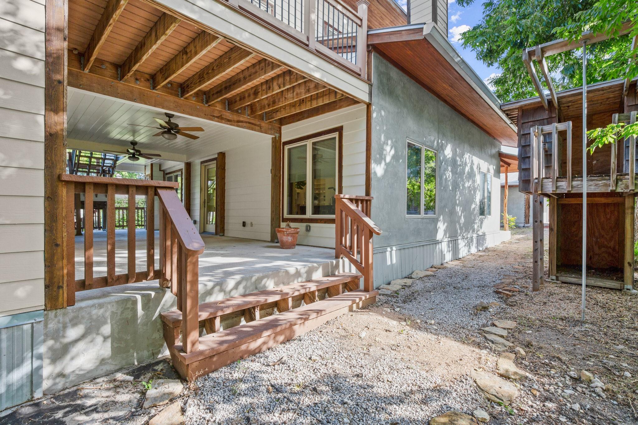 913 Taulbee Lane Austin TX 78757