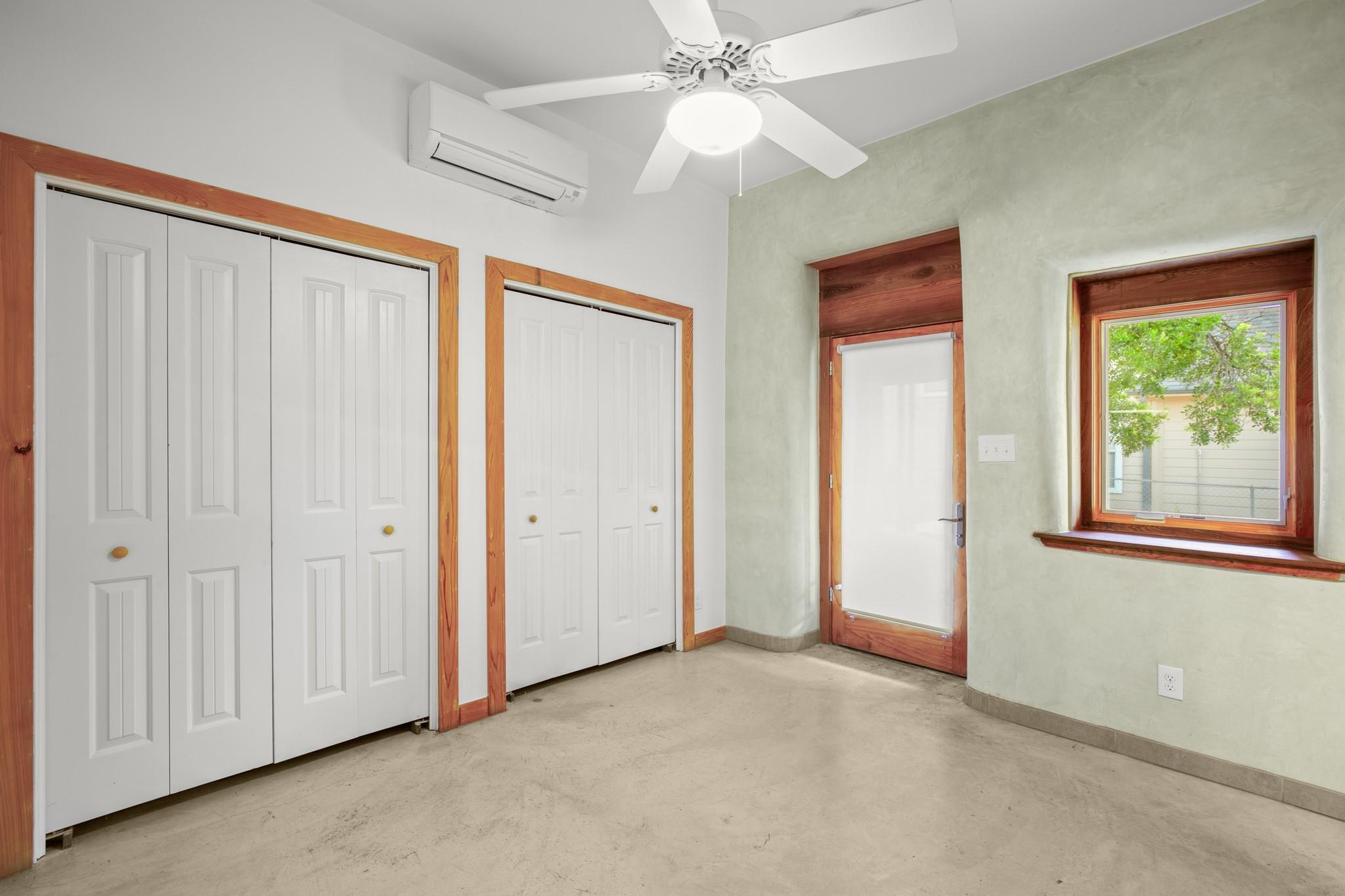 913 Taulbee Lane Austin TX 78757