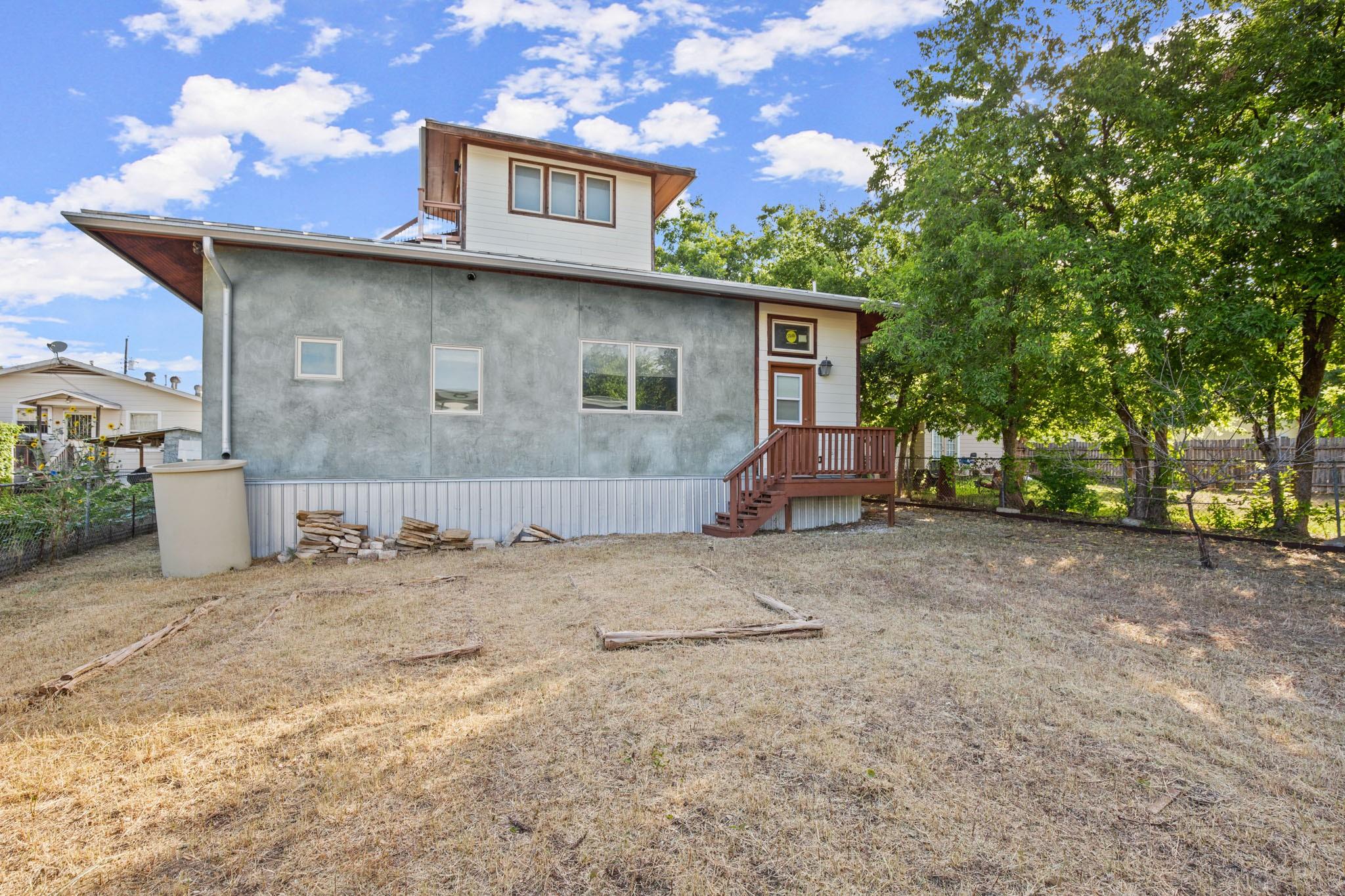 913 Taulbee Lane Austin TX 78757