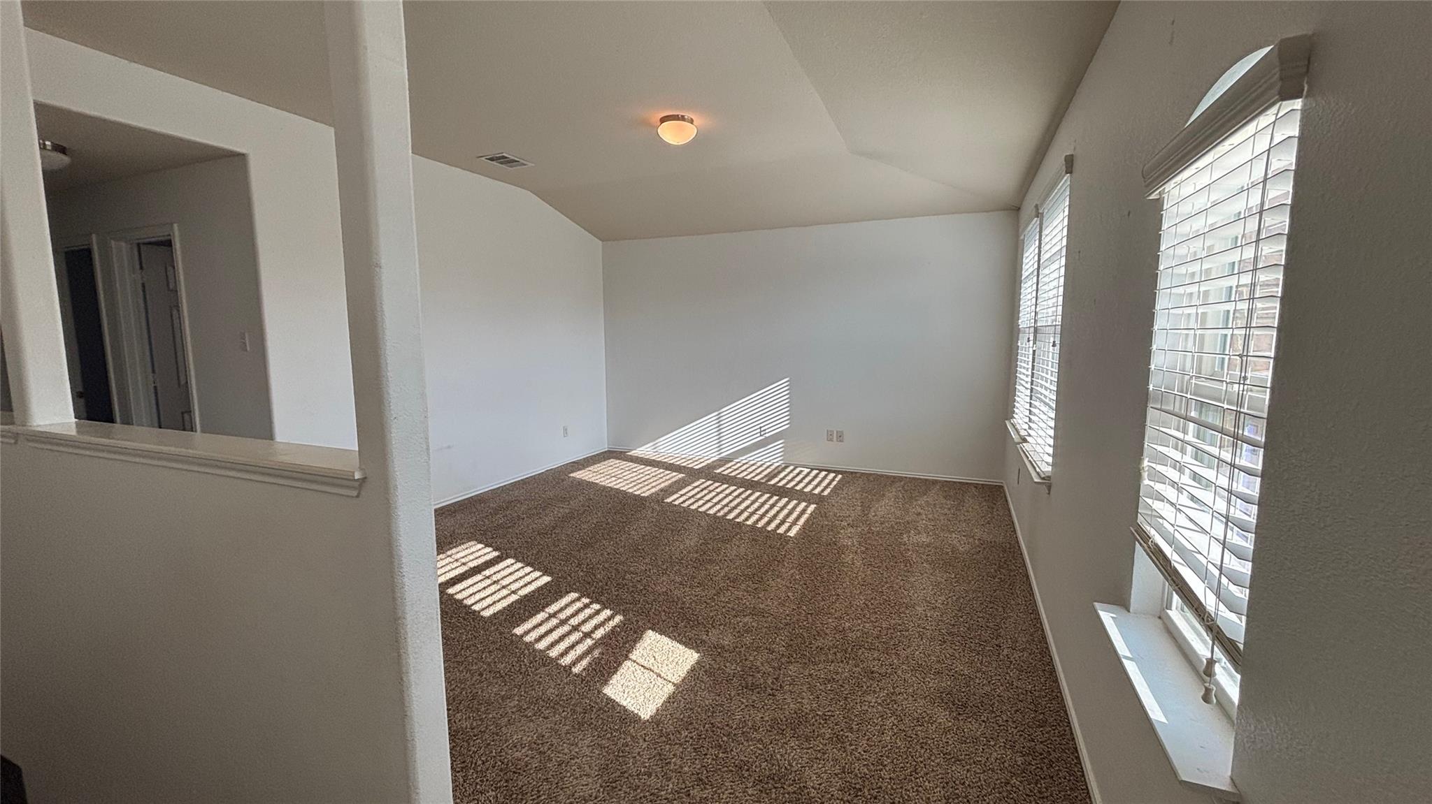 133 S Langtry Lane Jarrell TX 76537