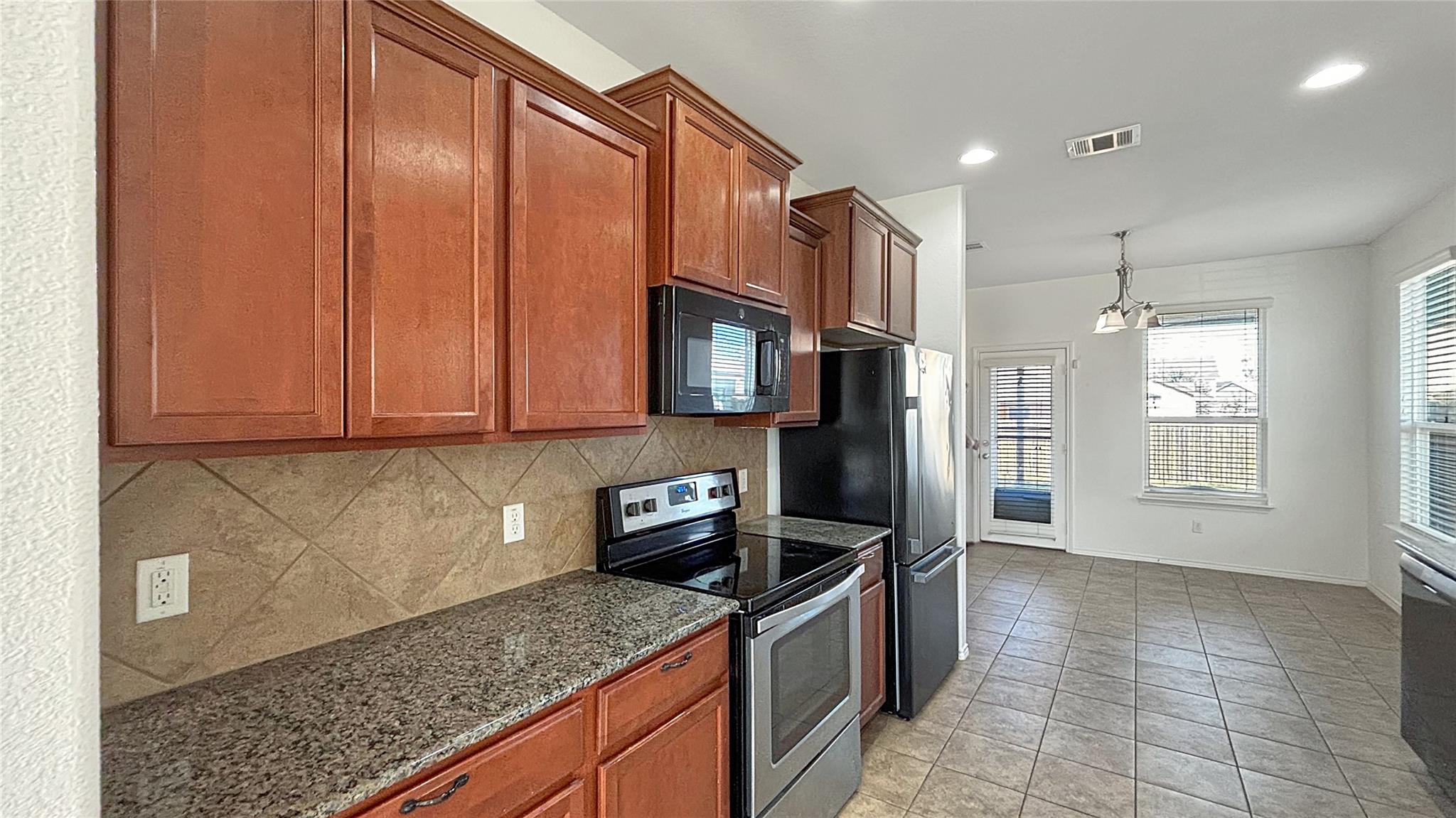 133 S Langtry Lane Jarrell TX 76537