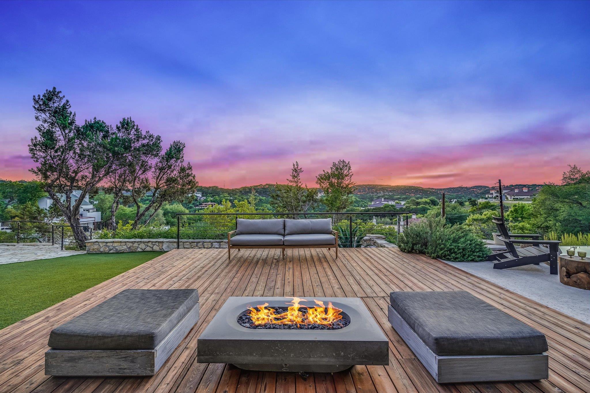 5304 Scenic View Drive Austin TX 78746