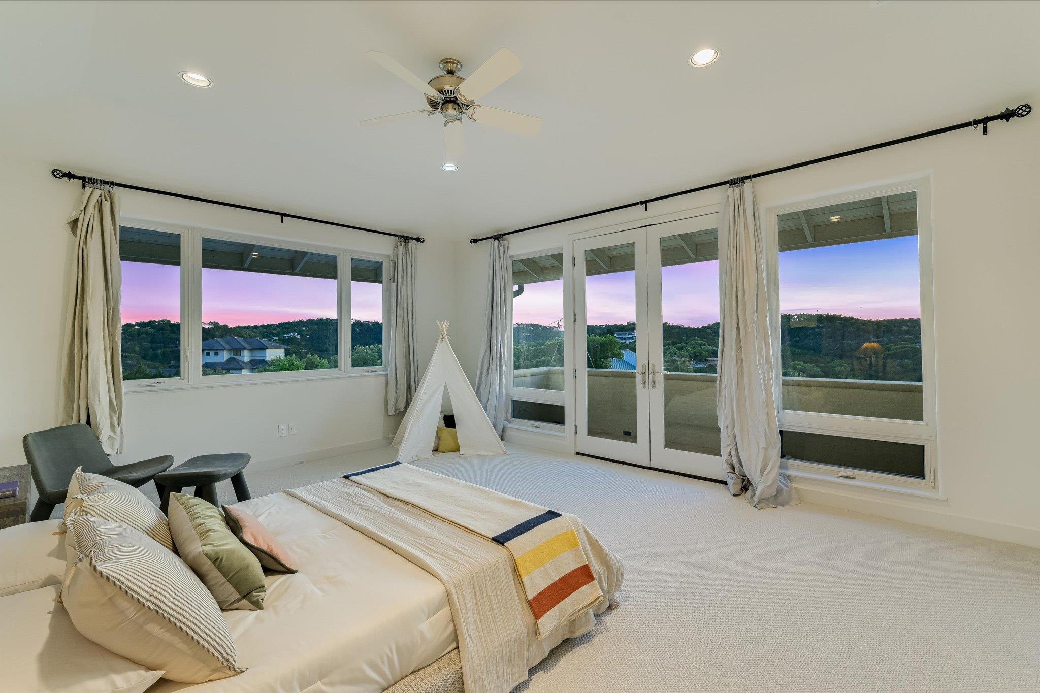 5304 Scenic View Drive Austin TX 78746