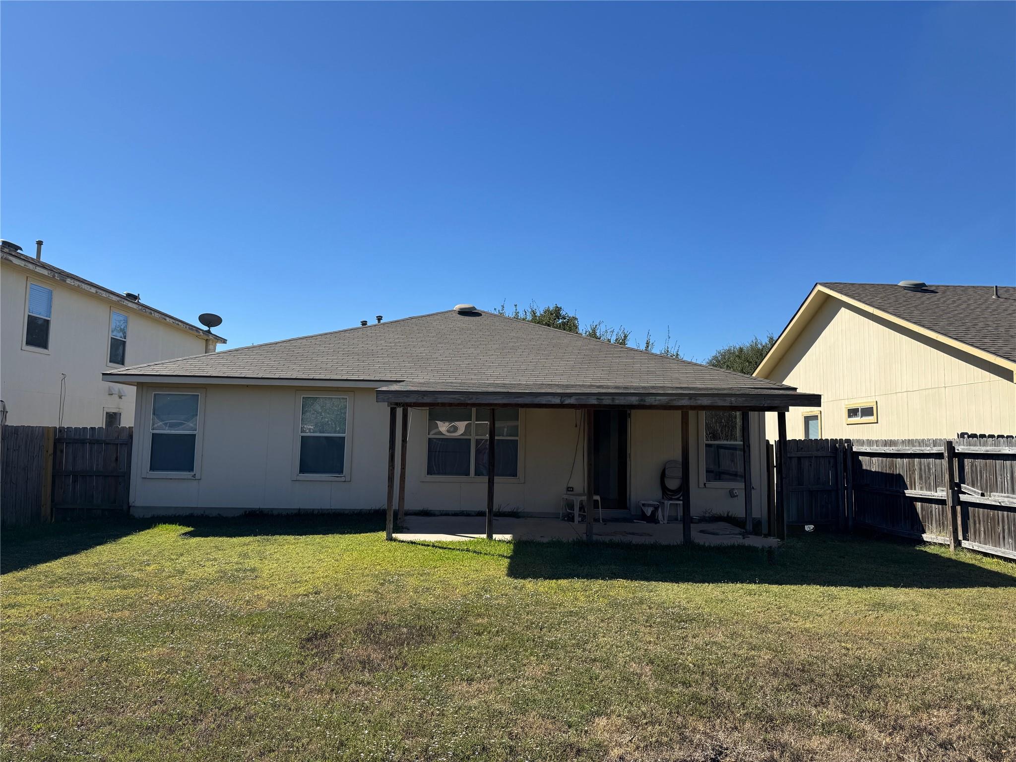 18420 Wind Tree Lane Elgin TX 78621