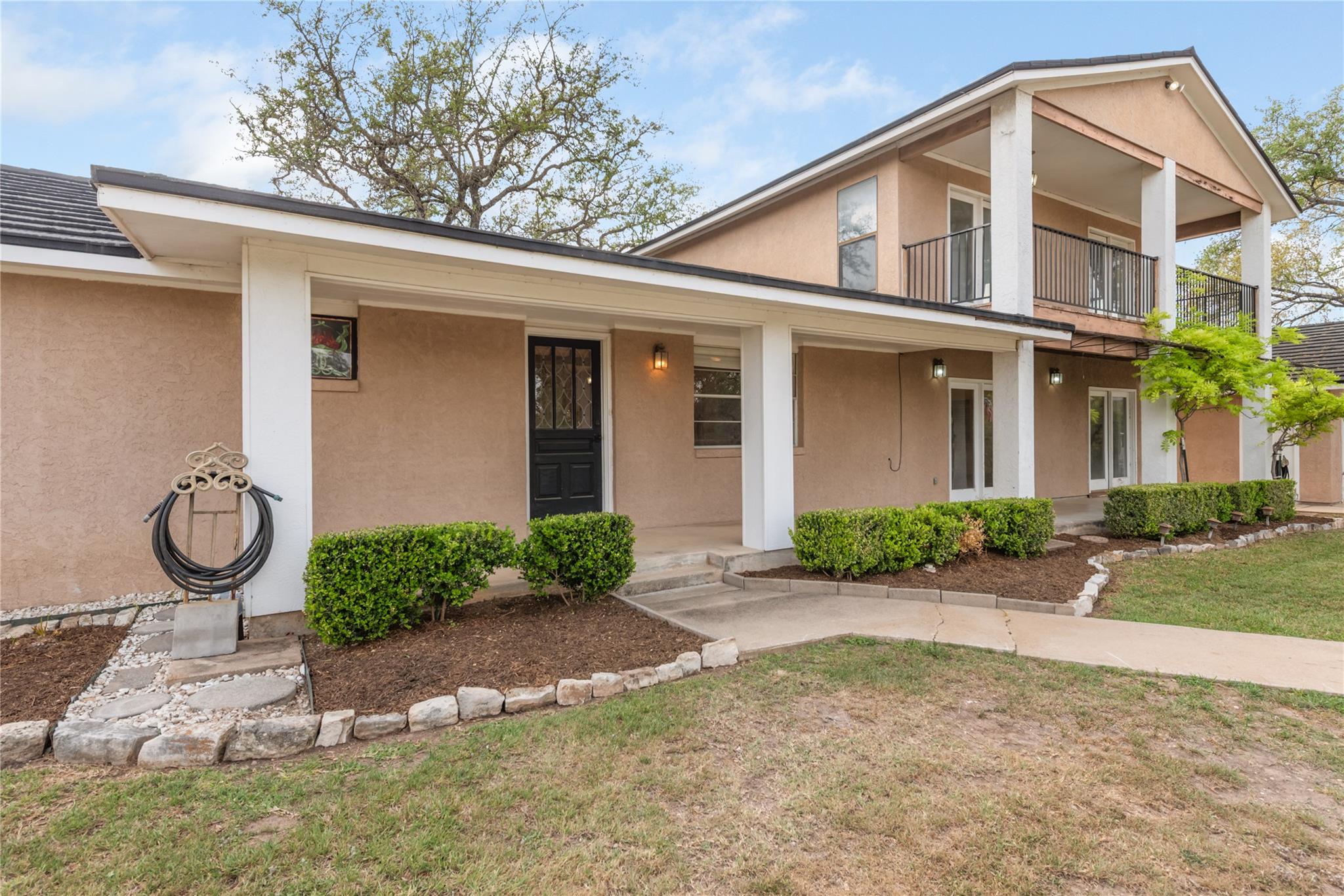 4948 Travis Oaks Drive Marble Falls TX 78654