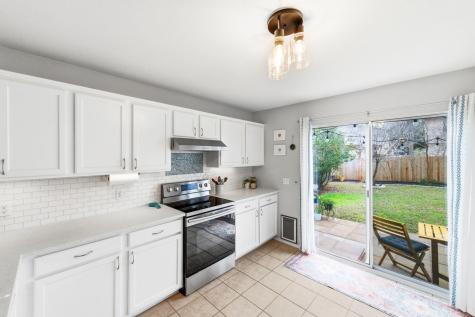 6005 Elfen Way Austin TX 78724