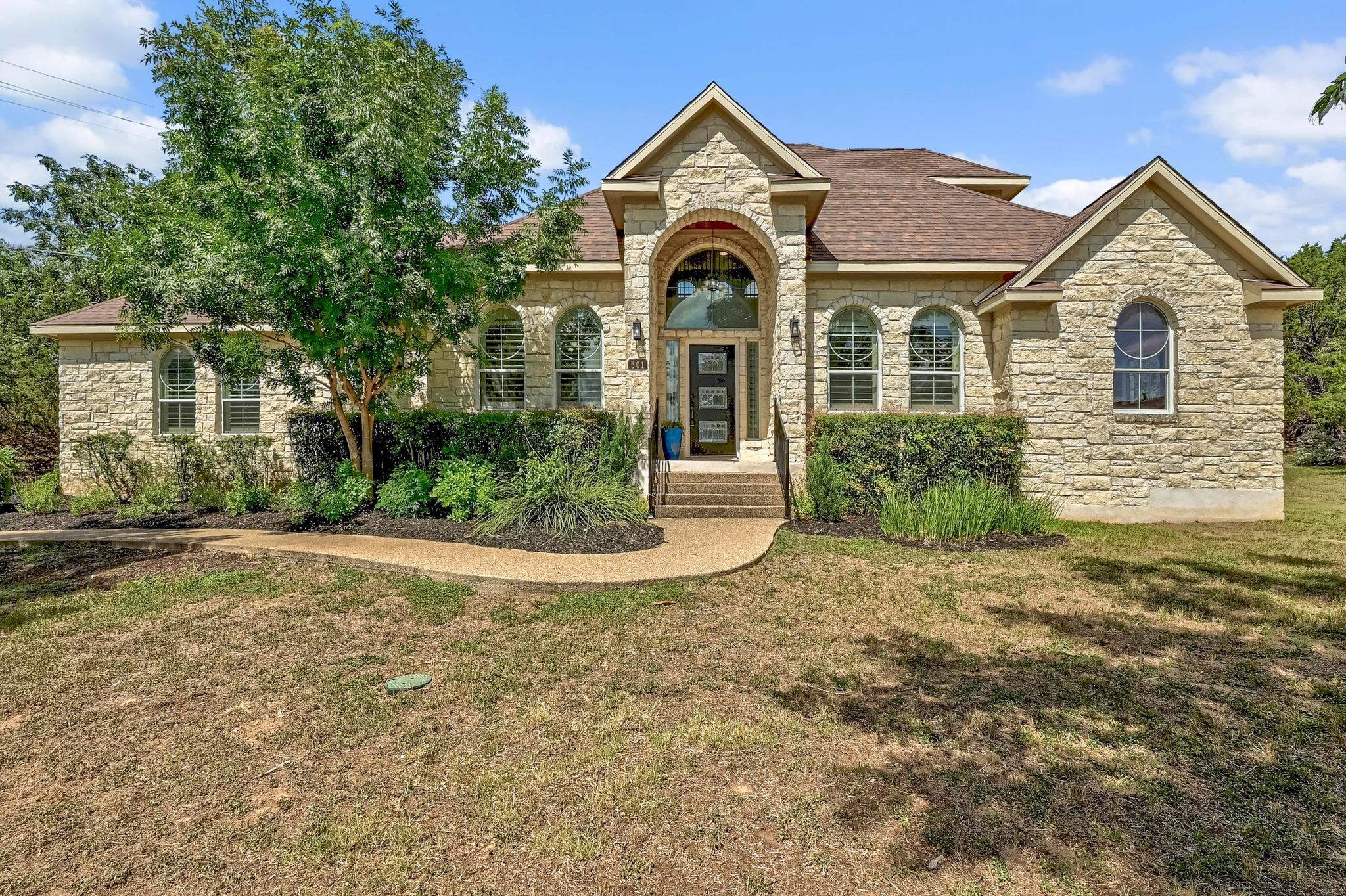 501 Flamingo Boulevard Lakeway TX 78734