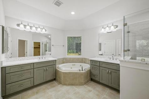 501 Flamingo Boulevard Lakeway TX 78734